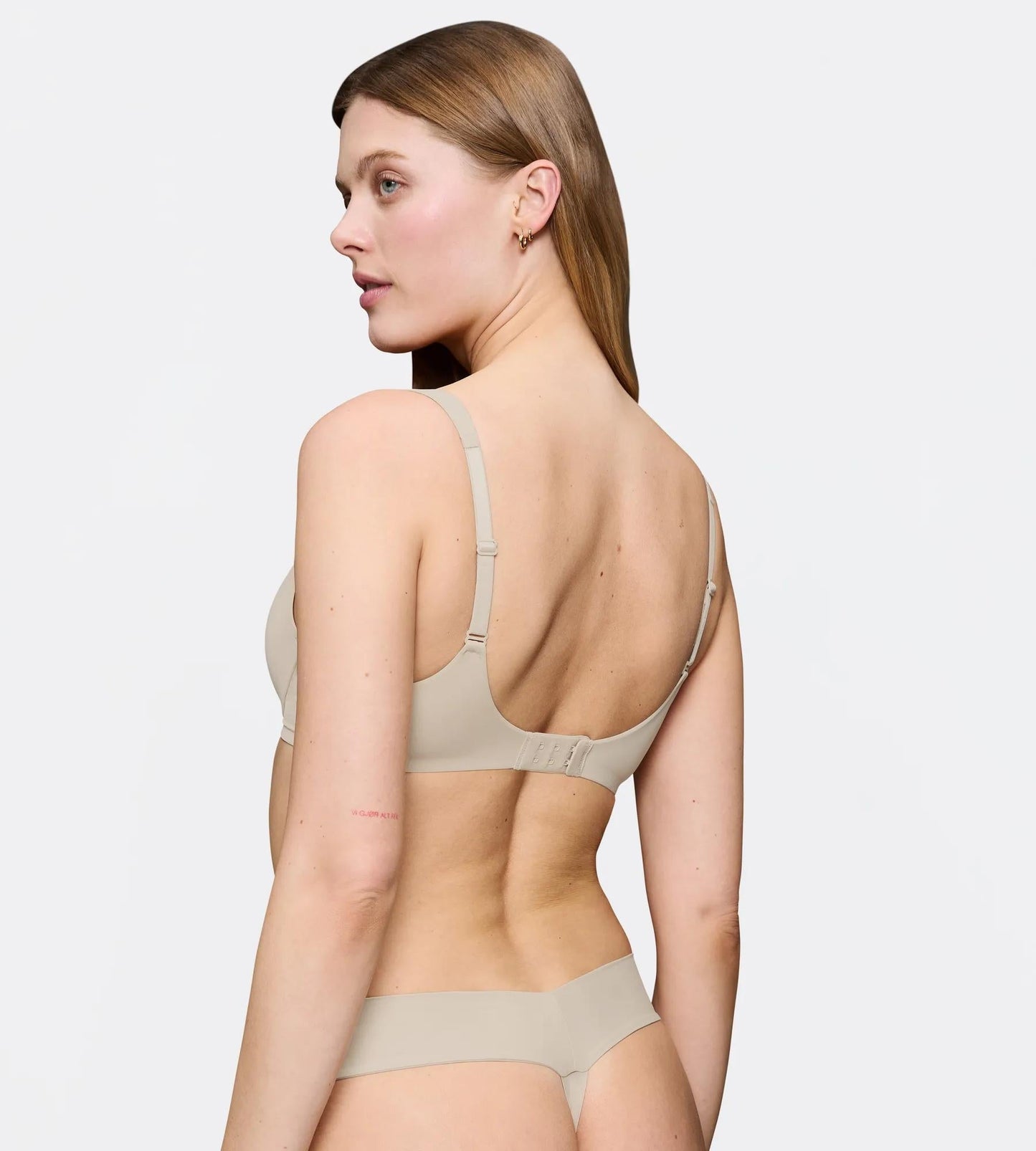 Body Make-Up Illusion