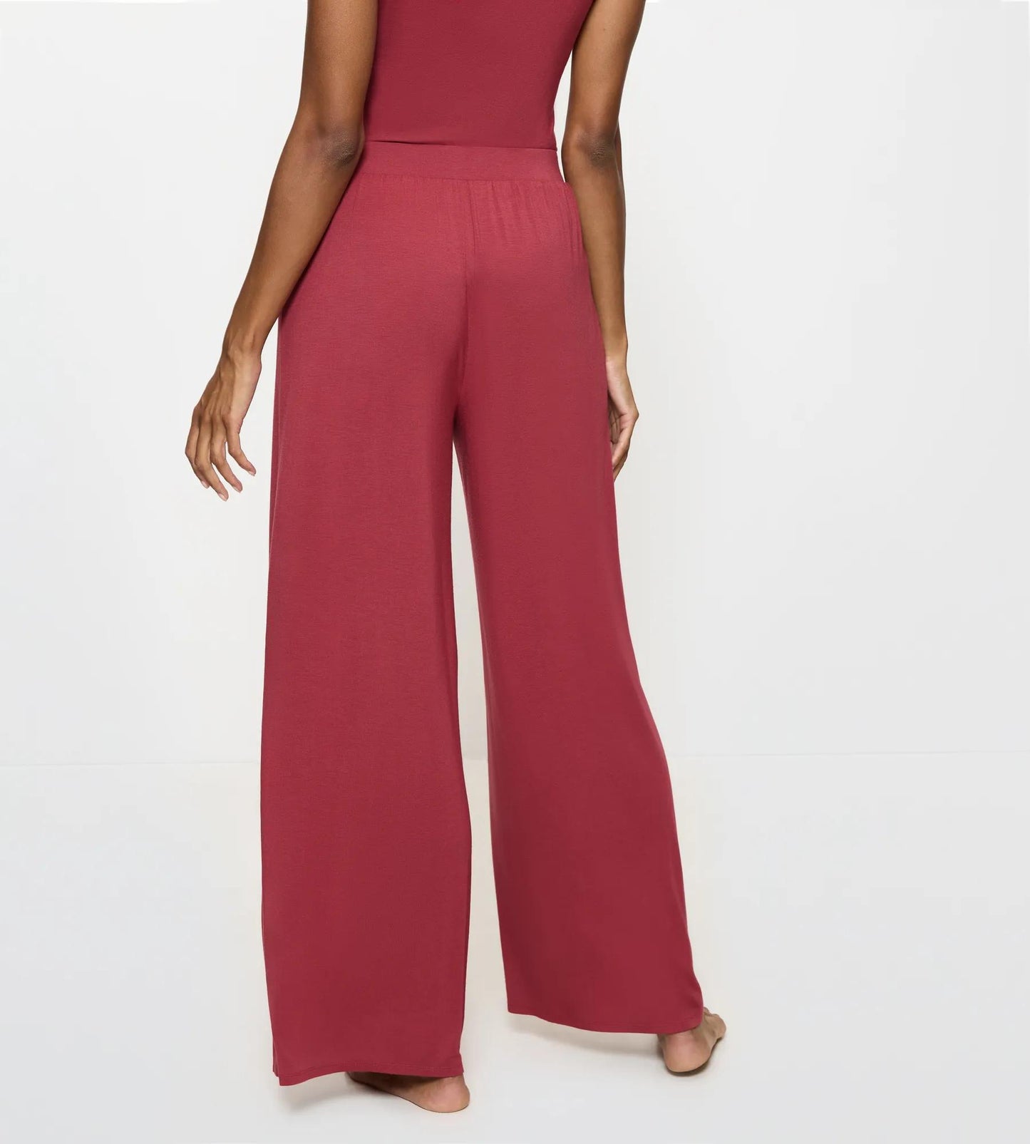 Aura Spotlight Strawberry Allure