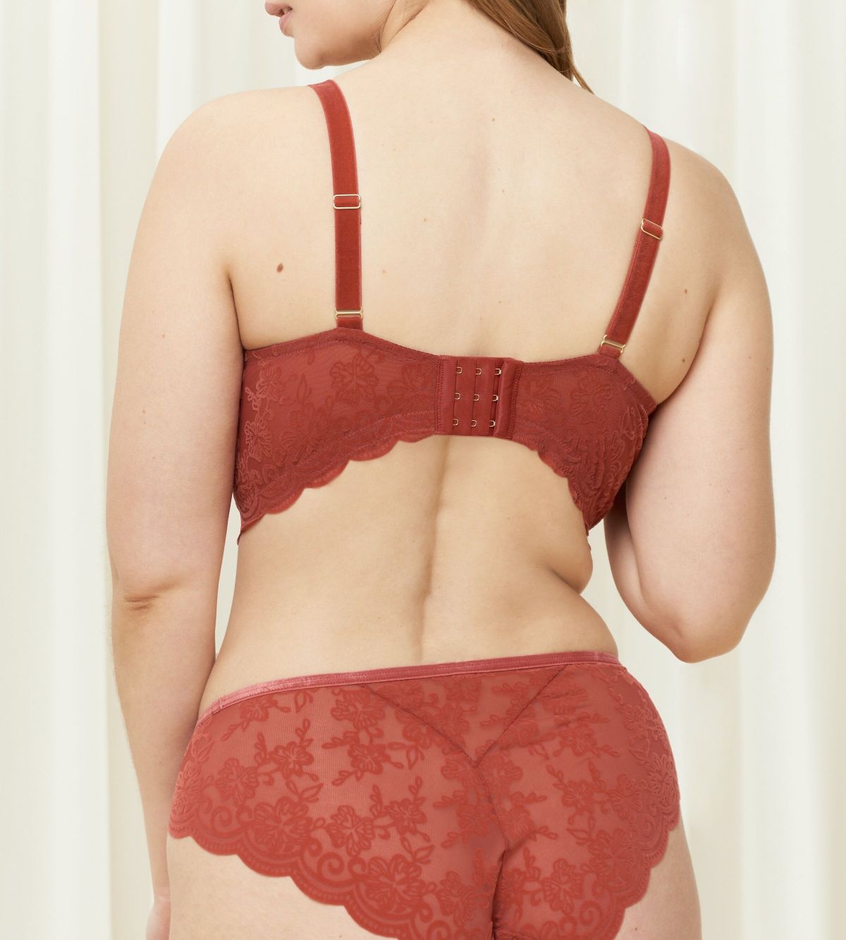 Amourette 300 Rococo N