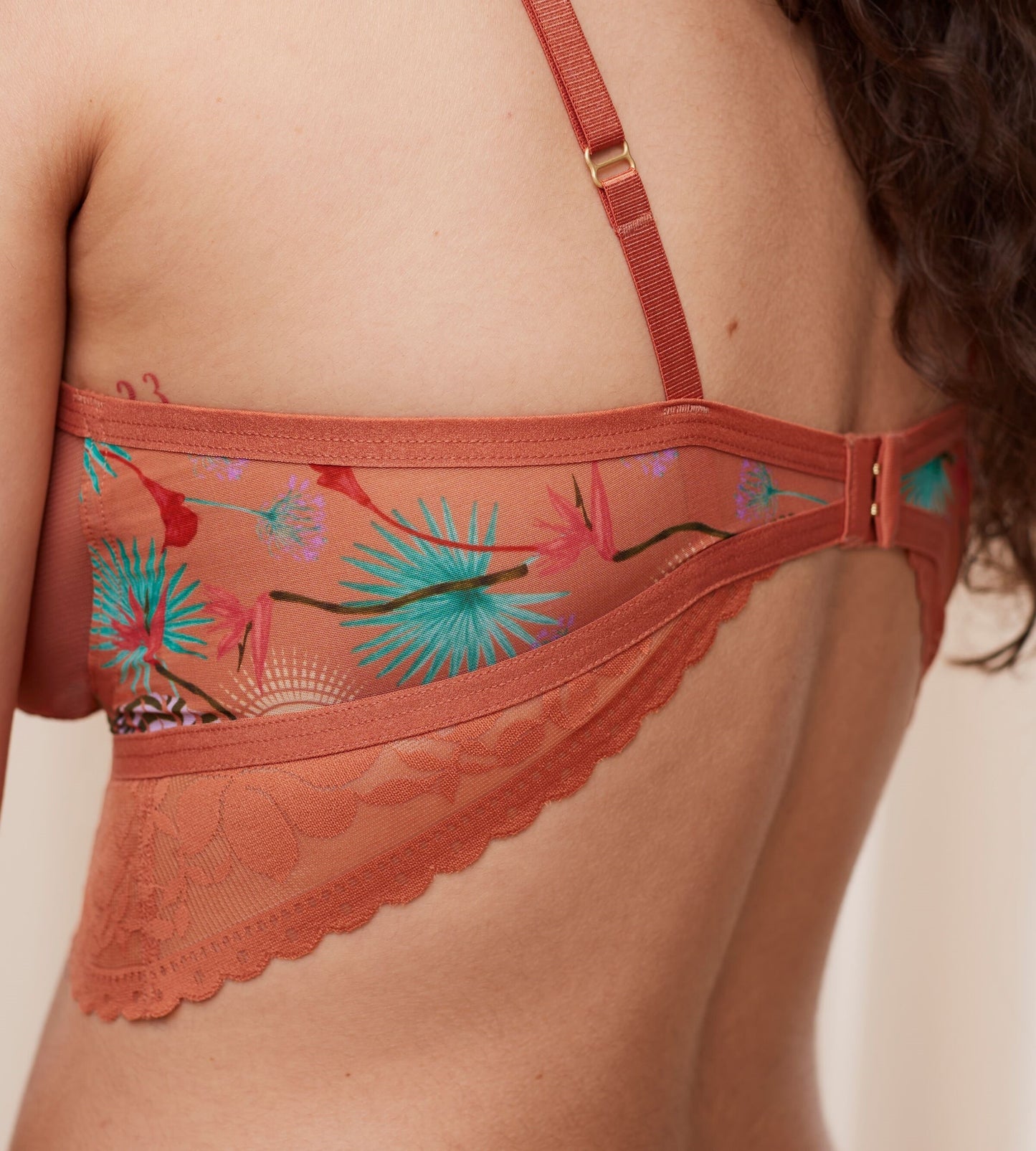 Shadow Spotlight Bustier