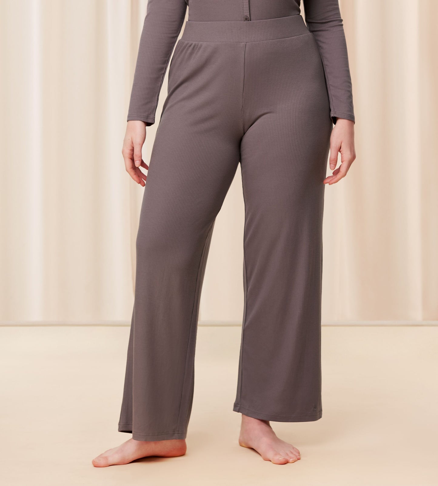 Natural Spotlight Rib Trousers