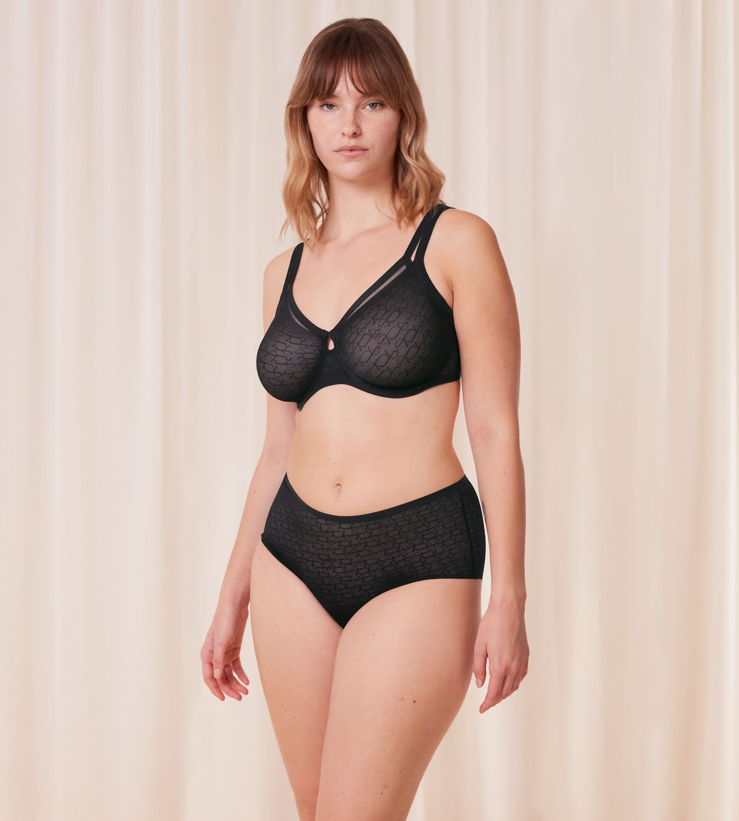 Triumph Signature Sheer