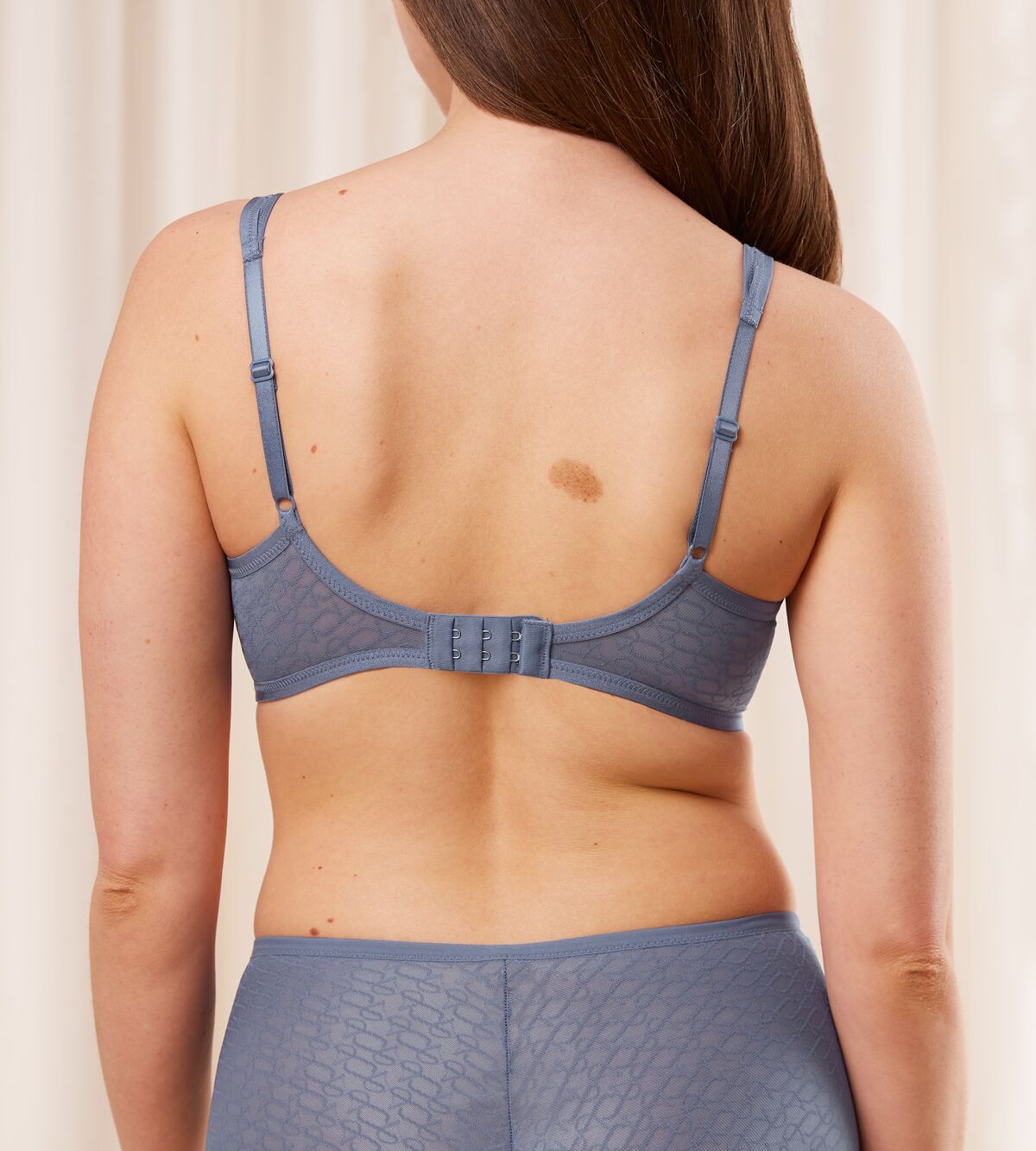Triumph Signature Sheer Minimiser Bra