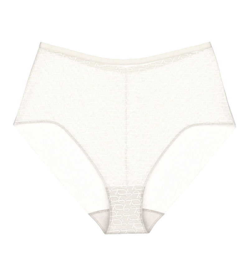 Triumph Signature Sheer