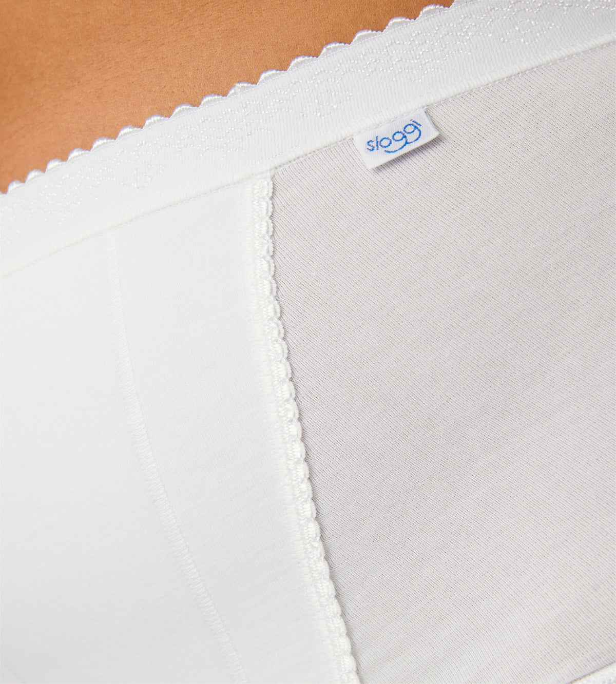 Triumph sloggi Control | Maxi Panty Underwear | Lingerie | Swimwear Triumph sloggi Control | Maxi Panty Underwear | Lingerie | Swimwear
