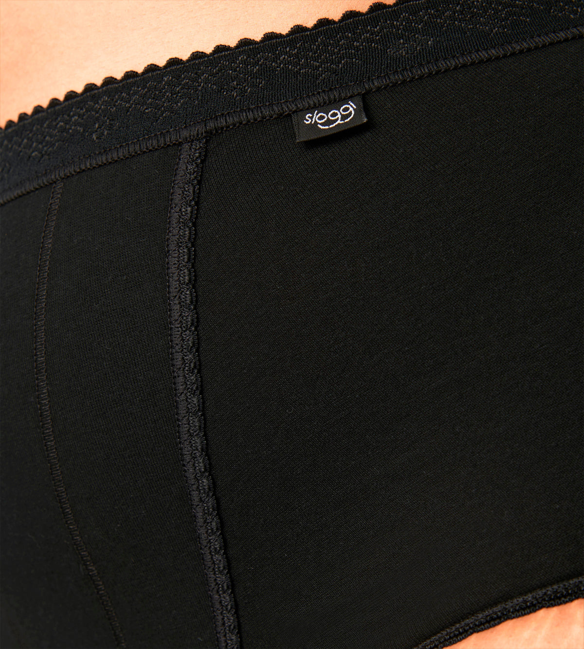 Triumph sloggi Control | Maxi Panty Underwear | Lingerie | Swimwear Triumph sloggi Control | Maxi Panty Underwear | Lingerie | Swimwear