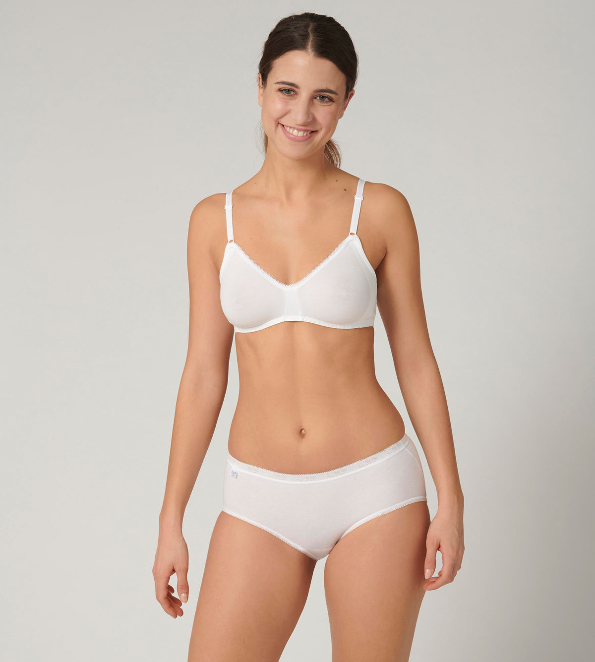 Triumph sloggi Basic+ | Midi Panty 3-pack Underwear | Lingerie | Swimwear Triumph sloggi Basic+ | Midi Panty 3-pack Underwear | Lingerie | Swimwear