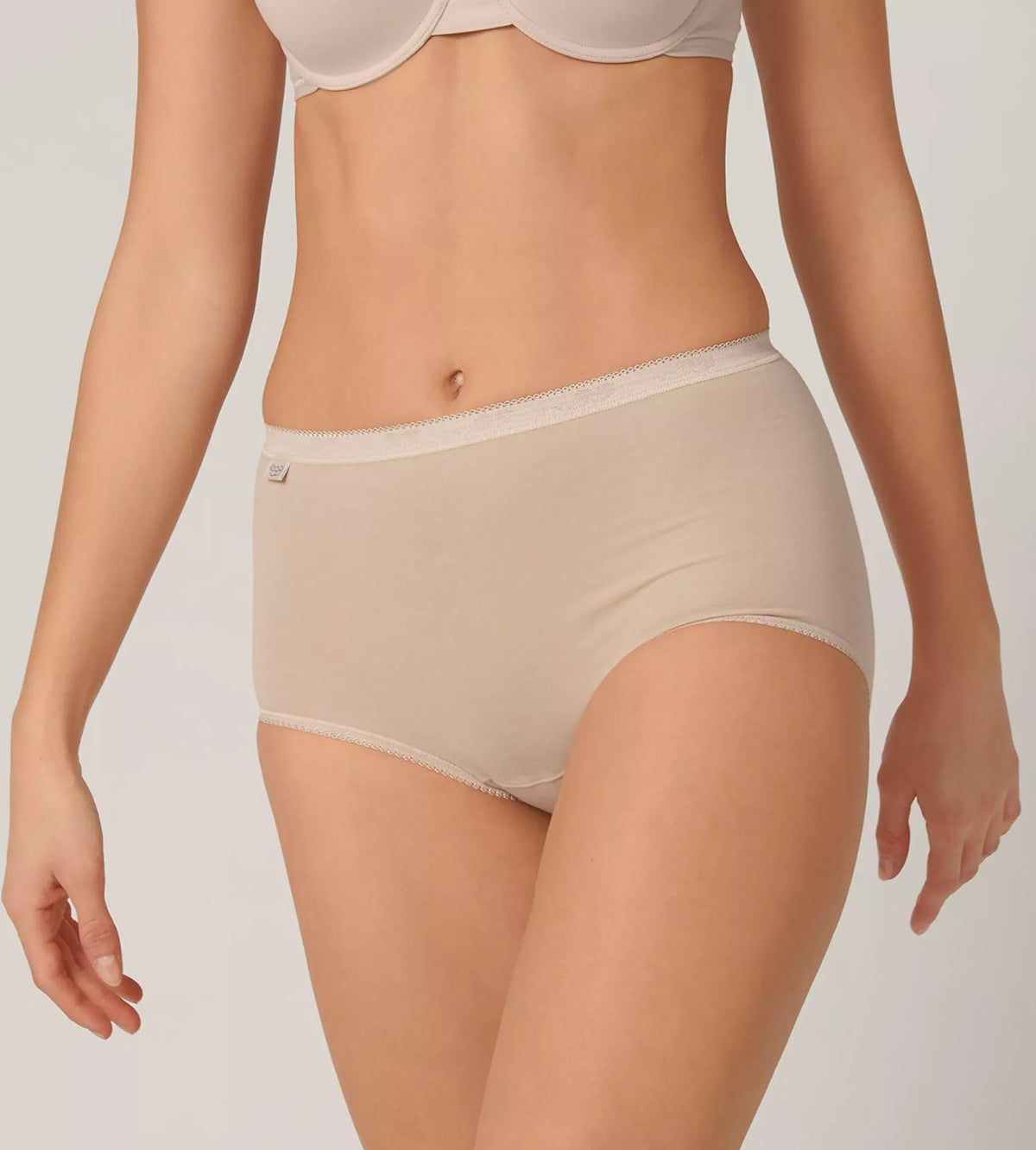 Triumph sloggi Basic+ | Maxi Panty 4-pack Underwear | Lingerie | Swimwear Triumph sloggi Basic+ | Maxi Panty 4-pack Underwear | Lingerie | Swimwear