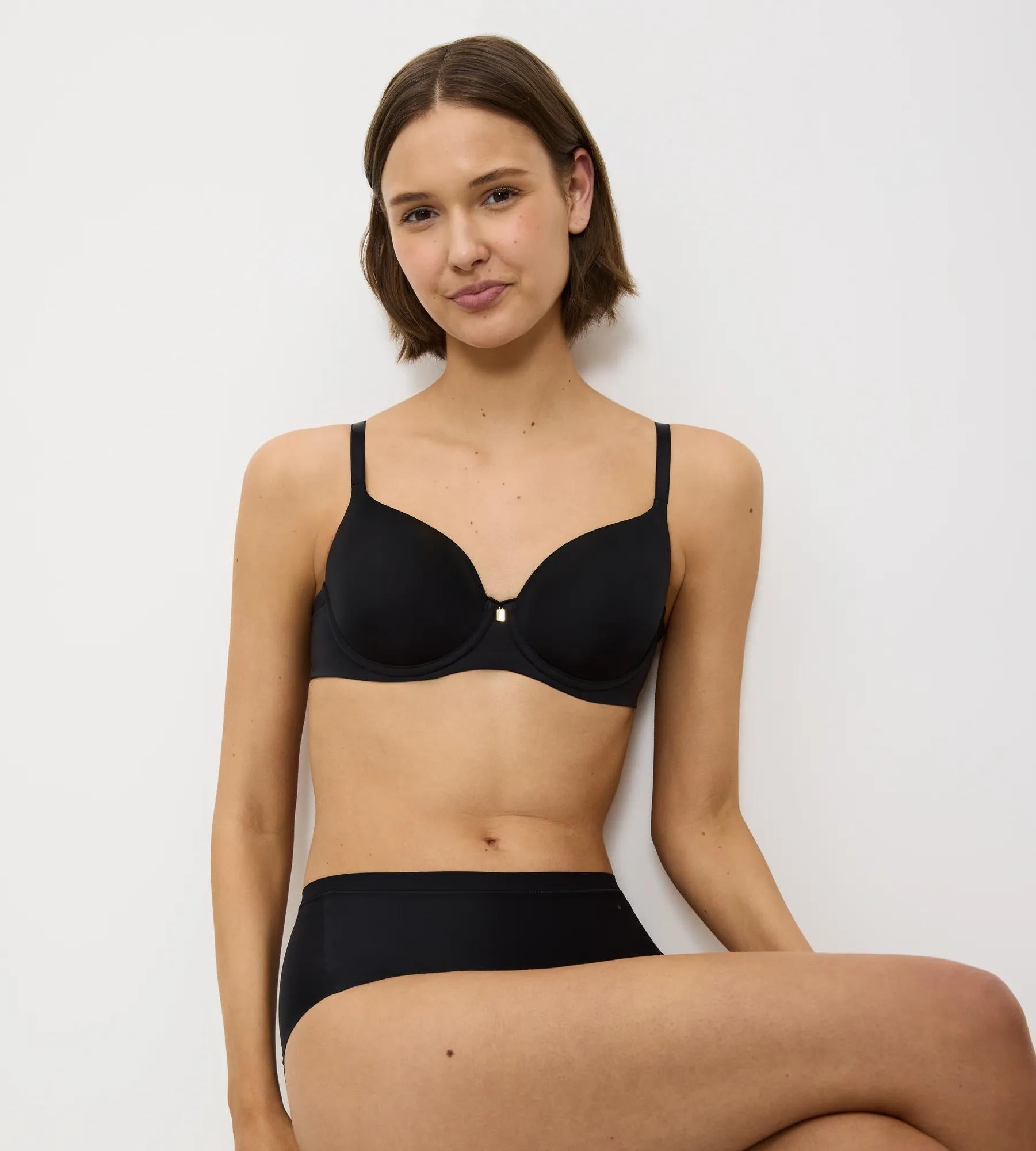 Triumph Body Make-Up Essentials | Wired padded bra Underwear | Lingerie | Swimwear Triumph Body Make-Up Essentials | Wired padded bra Underwear | Lingerie | Swimwear