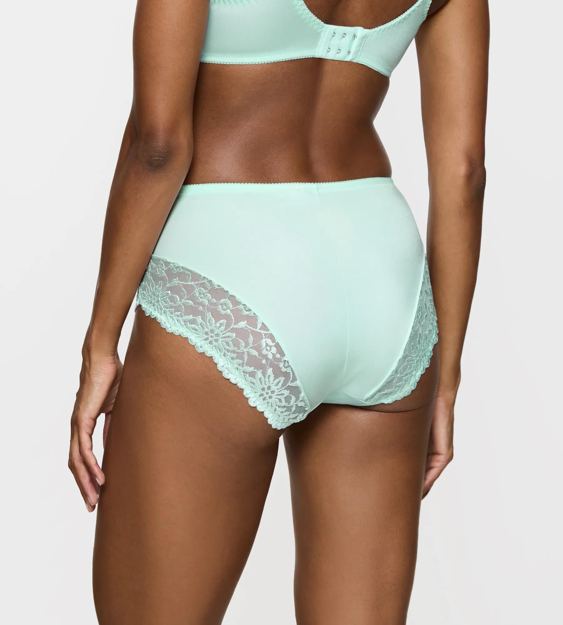 Triumph Ladyform Soft | Maxi Panty Underwear | Lingerie | Swimwear Triumph Ladyform Soft | Maxi Panty Underwear | Lingerie | Swimwear