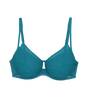 Triumph Signature Sheer