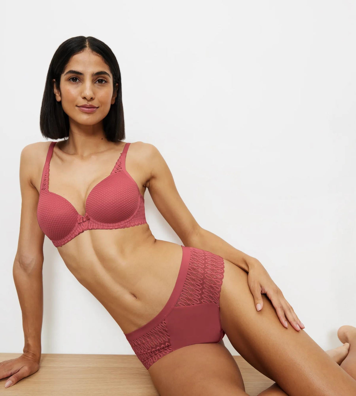 Triumph Aura Spotlight | Maxi Panty Underwear | Lingerie | Swimwear Triumph Aura Spotlight | Maxi Panty Underwear | Lingerie | Swimwear