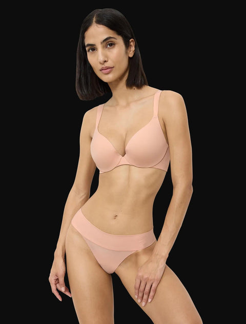 Body Make-Up Illusion