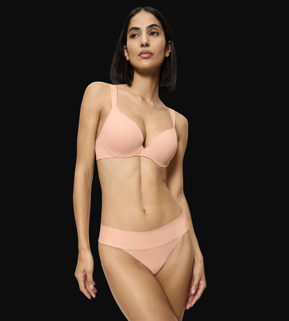 Body Make-Up Illusion