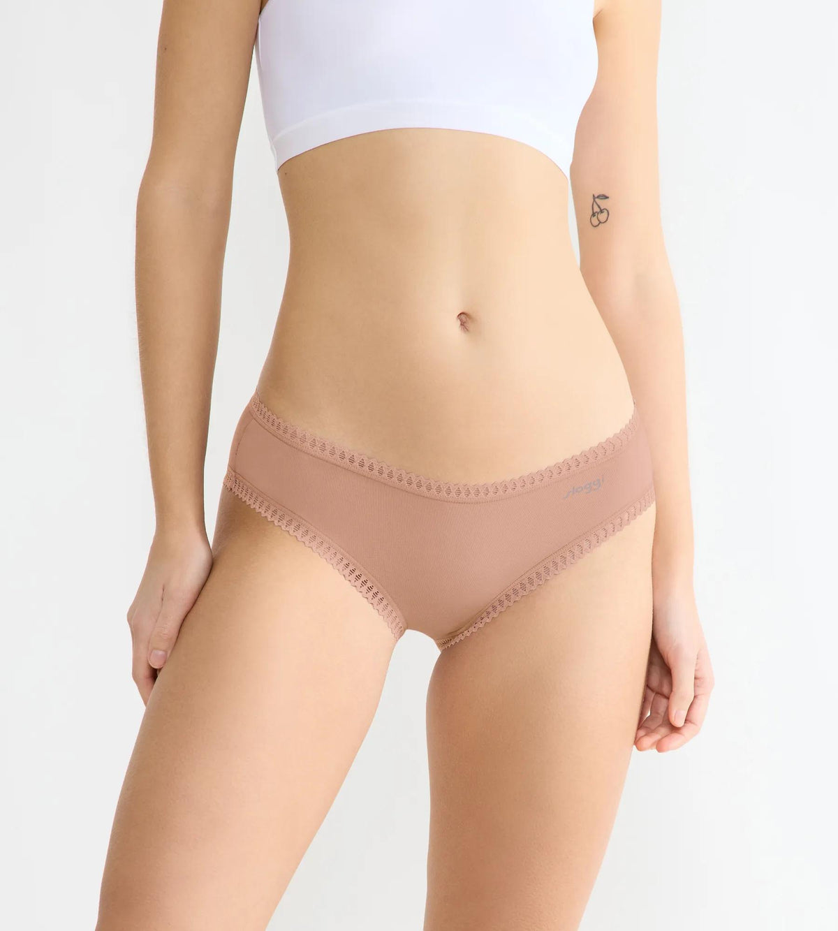 Triumph sloggi GO Crush | Hipster 3-Pack Underwear | Lingerie | Swimwear Triumph sloggi GO Crush | Hipster 3-Pack Underwear | Lingerie | Swimwear