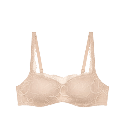 Triumph Body Make-Up Illusion Lace Balconette Bra