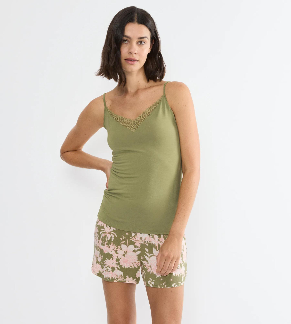 Triumph Aura Spotlight | Camisoles | Top with Spaghetti Straps Underwear | Lingerie | Swimwear Triumph Aura Spotlight | Camisoles | Top with Spaghetti Straps Underwear | Lingerie | Swimwear