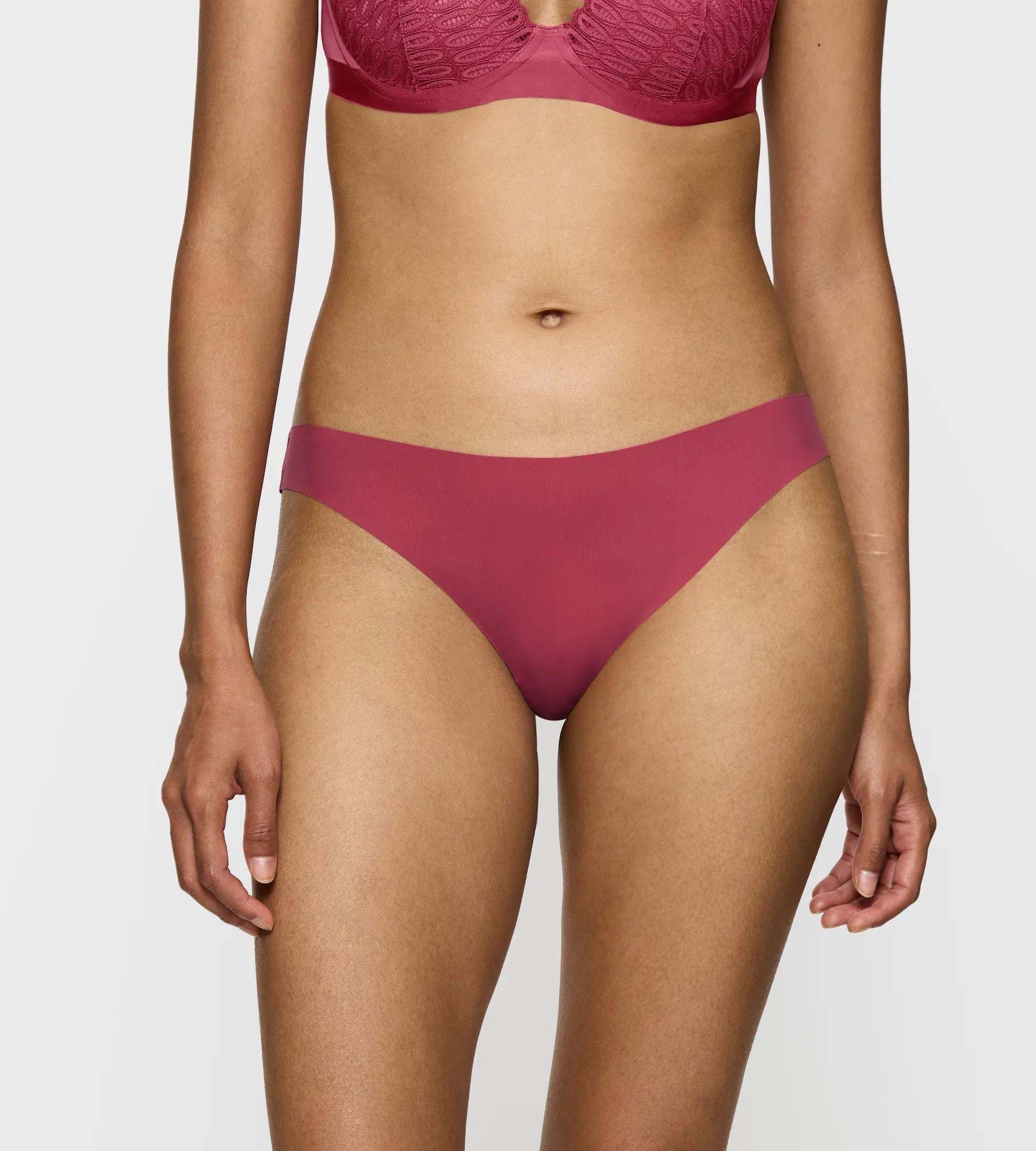 Triumph Pretty Micro | String Underwear | Lingerie | Swimwear Triumph Pretty Micro | String Underwear | Lingerie | Swimwear