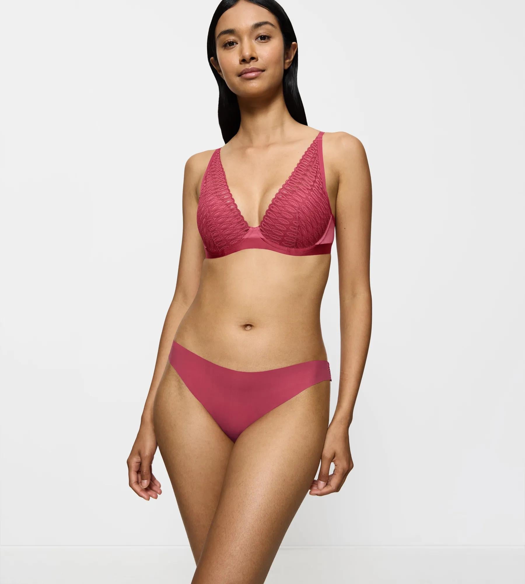 Triumph Pretty Micro | String Underwear | Lingerie | Swimwear Triumph Pretty Micro | String Underwear | Lingerie | Swimwear