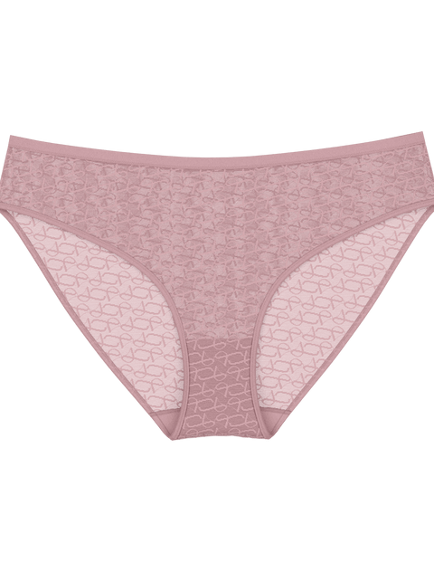 Triumph Signature Sheer