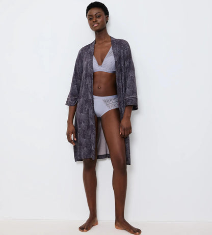 Triumph Aura Spotlight Robe 01 One Piece DAY ALL