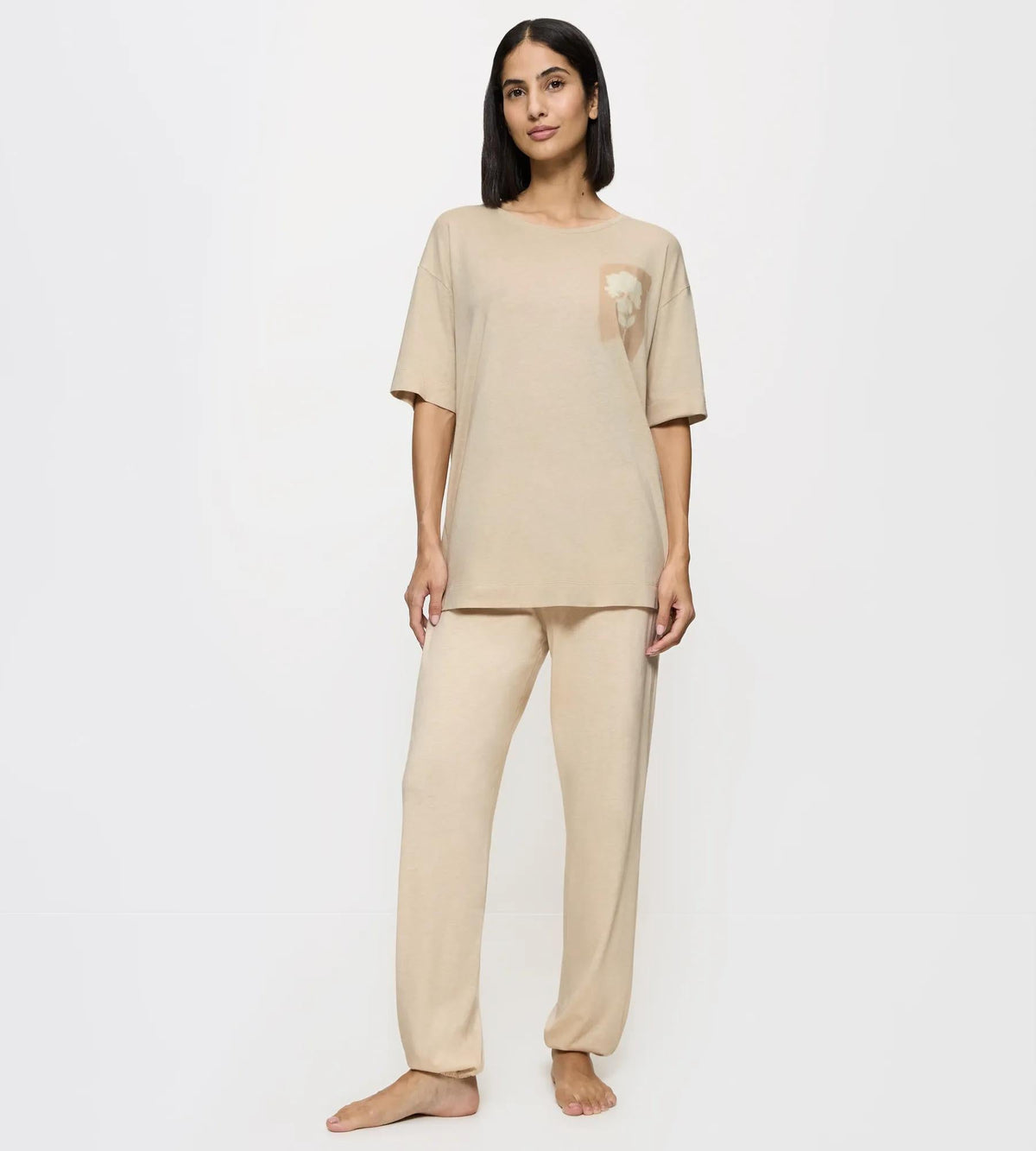 Triumph Endless Comfort | Pyjama set Underwear | Lingerie | Swimwear Triumph Endless Comfort | Pyjama set Underwear | Lingerie | Swimwear