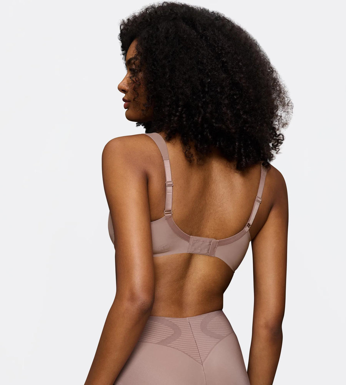 Triumph BMU Illusion Curve | Minimizer Bra Underwear | Lingerie | Swimwear Triumph BMU Illusion Curve | Minimizer Bra Underwear | Lingerie | Swimwear