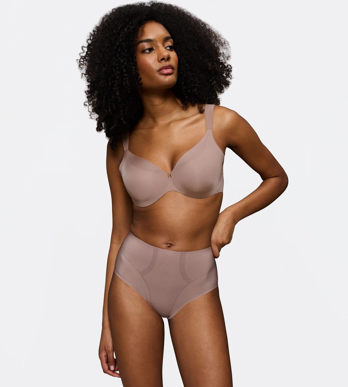 Triumph BMU Illusion Curve | Minimizer Bra Underwear | Lingerie | Swimwear Triumph BMU Illusion Curve | Minimizer Bra Underwear | Lingerie | Swimwear