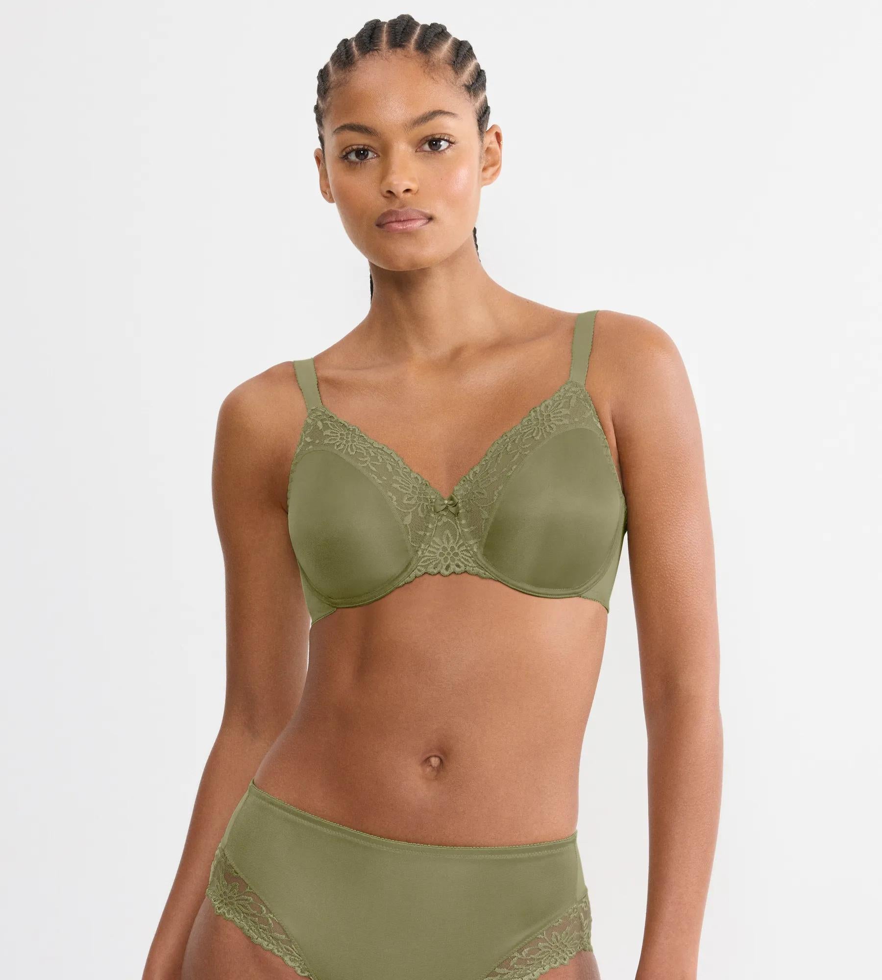 Triumph Ladyform Soft T | Bras | Wired bra Underwear | Lingerie | Swimwear Triumph Ladyform Soft T | Bras | Wired bra Underwear | Lingerie | Swimwear