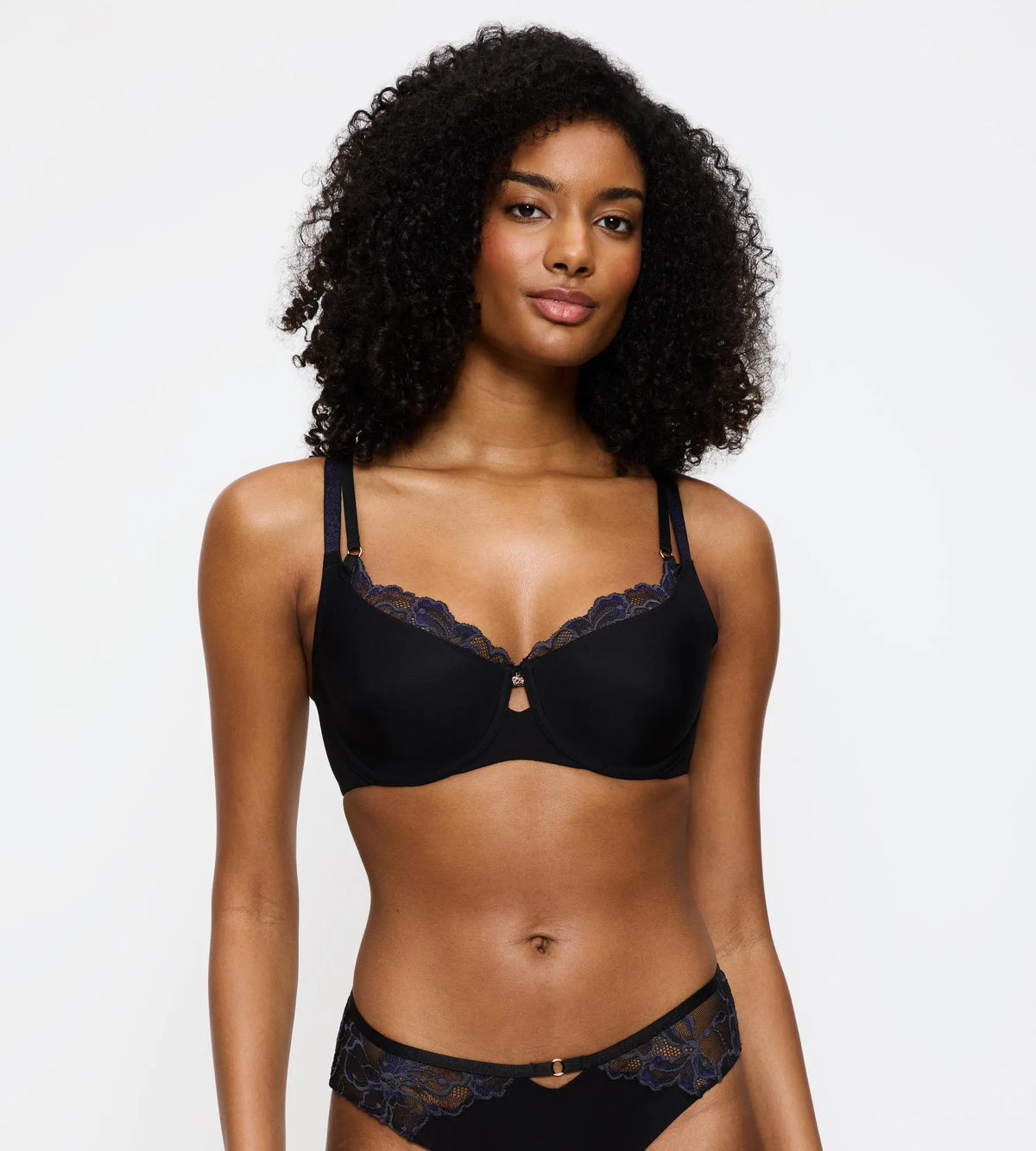 Triumph Wild Gardenia Florale | Minimizer Bra Underwear | Lingerie | Swimwear Triumph Wild Gardenia Florale | Minimizer Bra Underwear | Lingerie | Swimwear