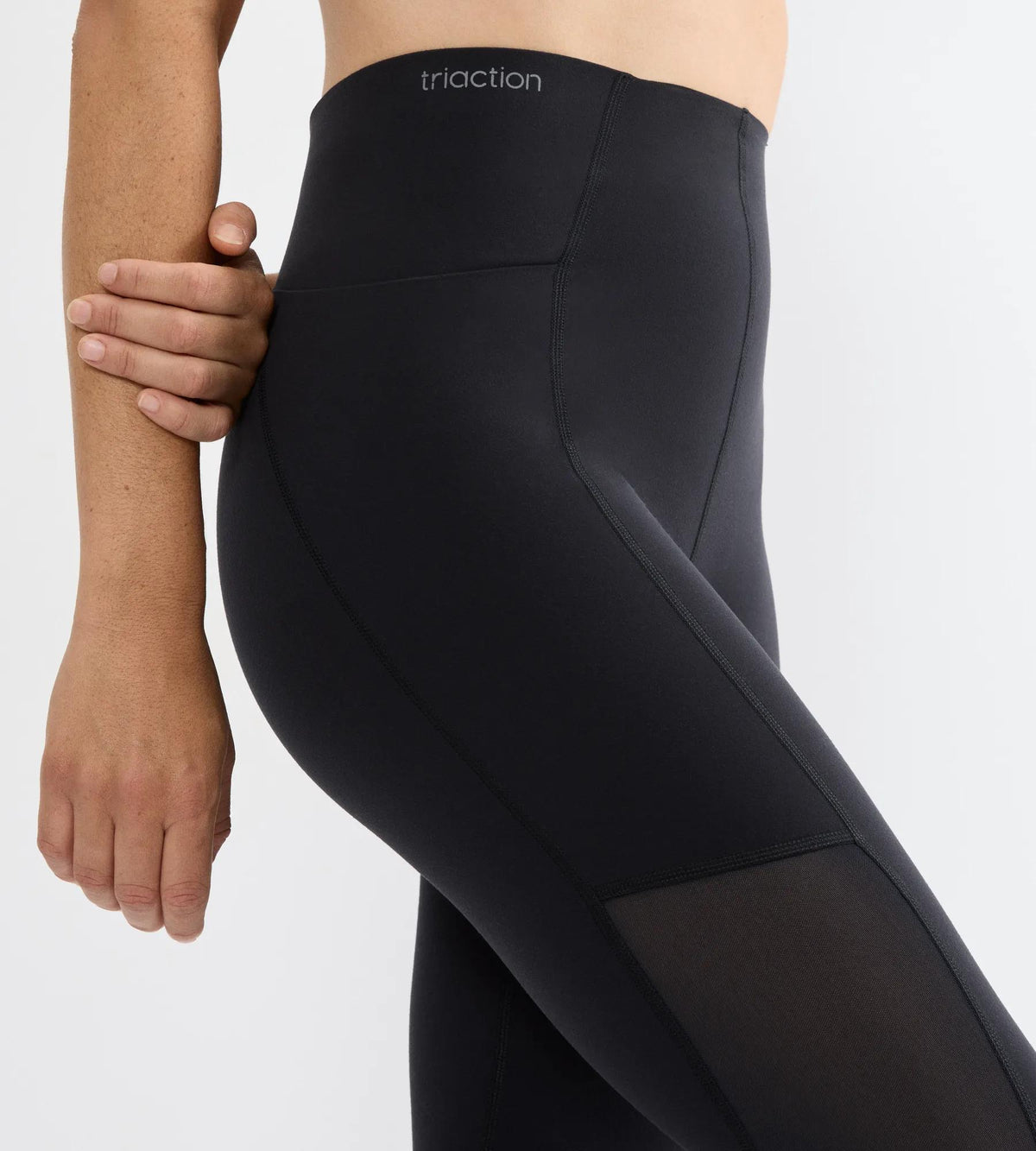Triumph Triaction Cardio Breeze | Leggings | Sports leggings Underwear | Lingerie | Swimwear Triumph Triaction Cardio Breeze | Leggings | Sports leggings Underwear | Lingerie | Swimwear
