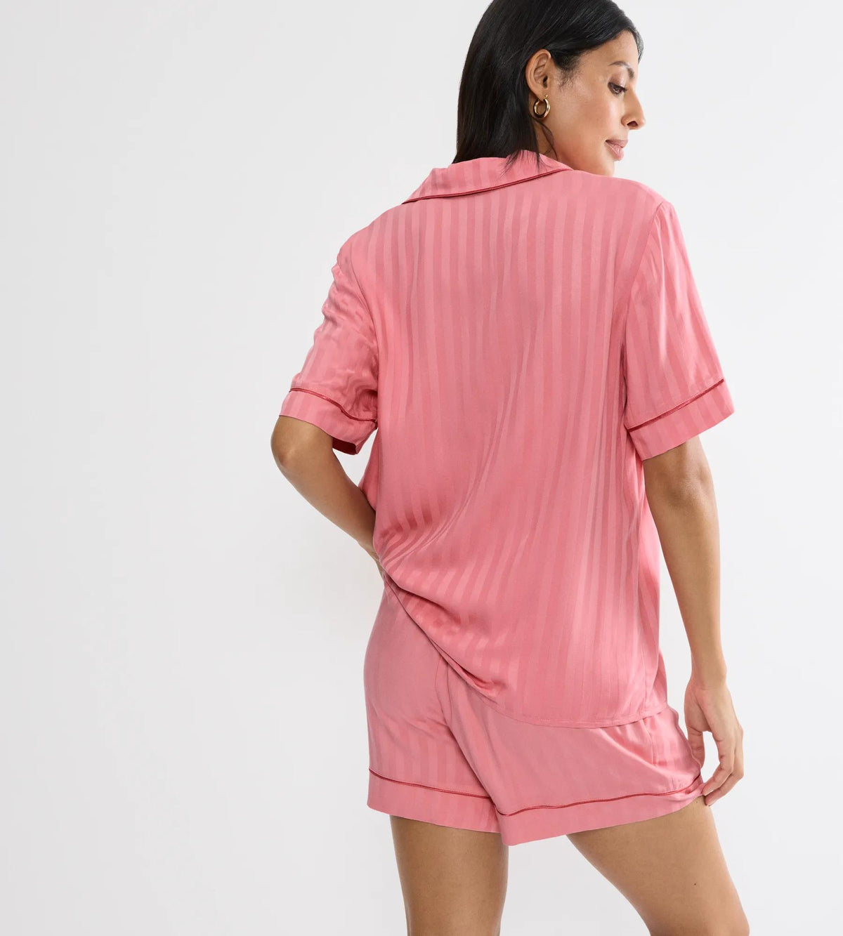 Triumph Amourette Jacquard | Shirts | Shirt Underwear | Lingerie | Swimwear Triumph Amourette Jacquard | Shirts | Shirt Underwear | Lingerie | Swimwear