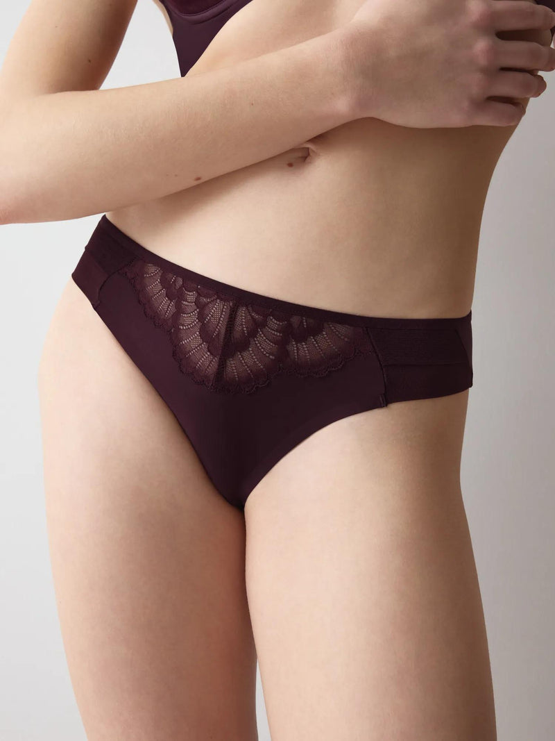 Love in Lace