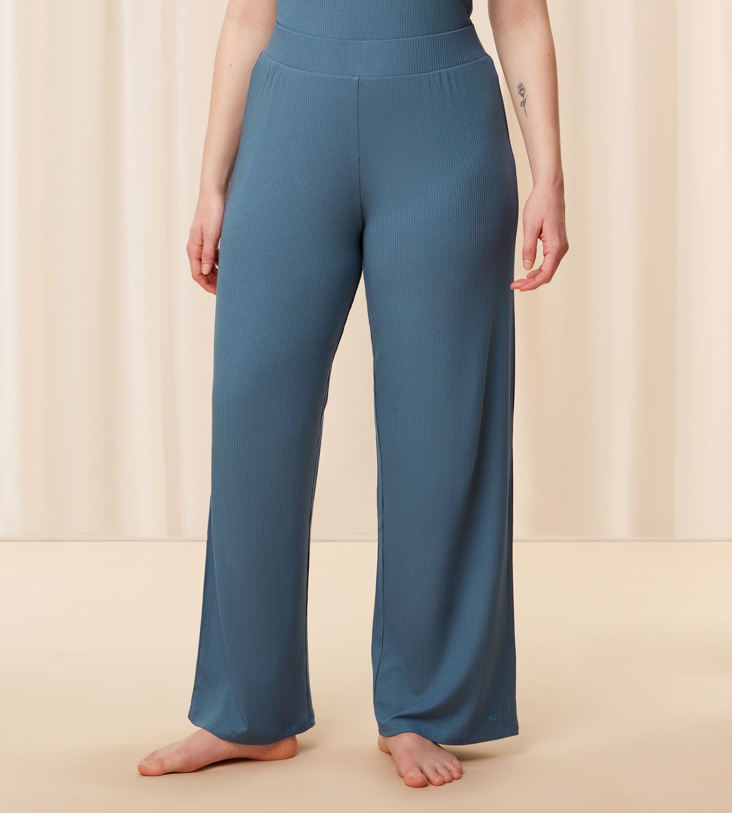 Natural Spotlight Rib Trousers