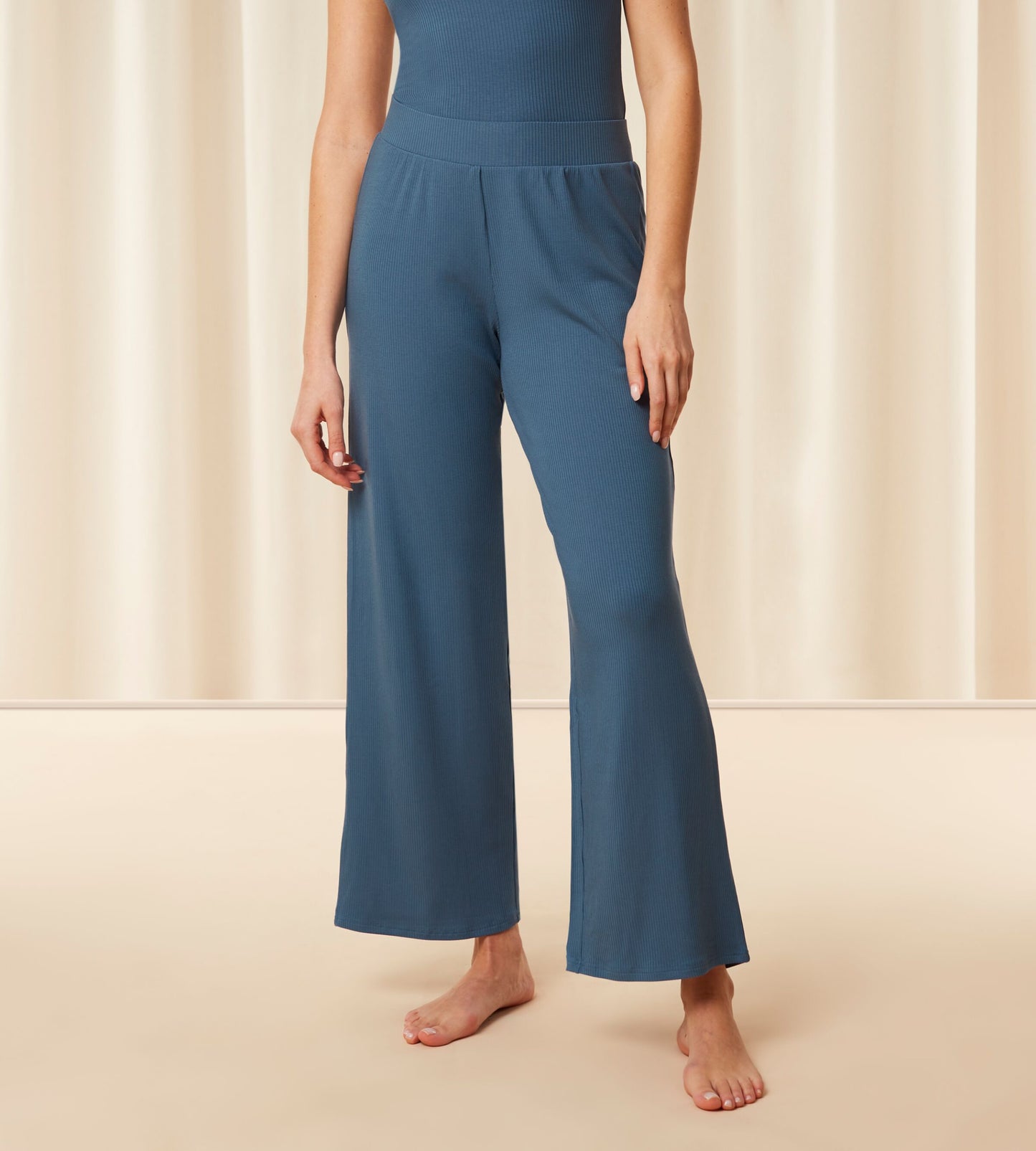 Natural Spotlight Rib Trousers