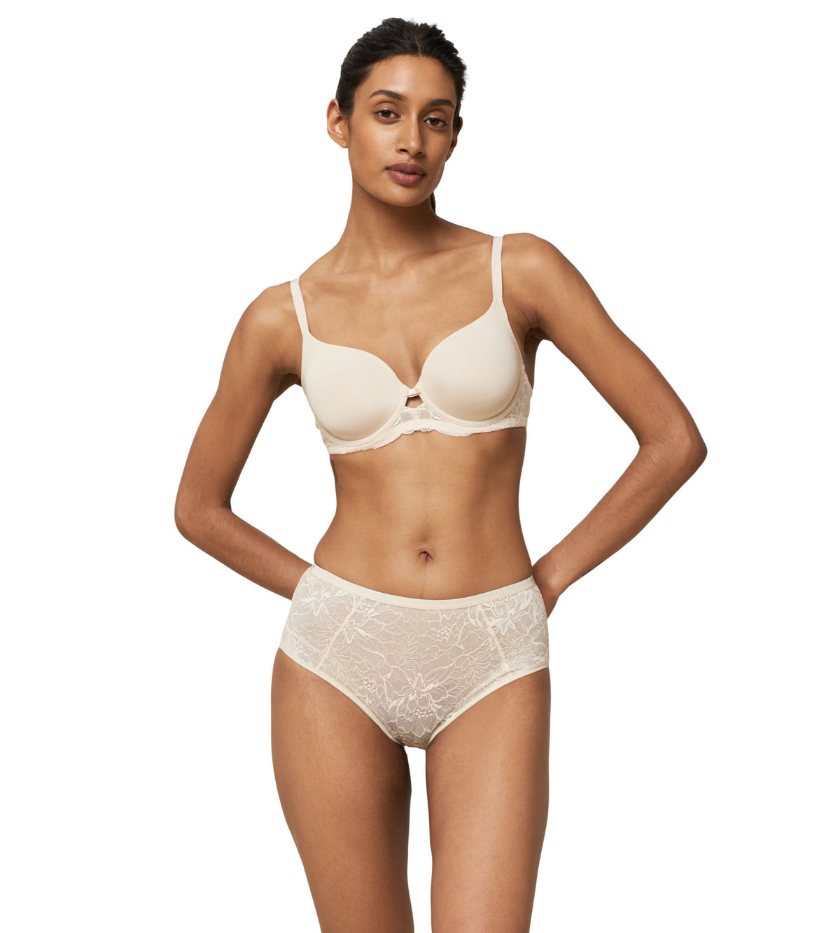 Triumph Amourette Charm | Wired padded bra Underwear | Lingerie | Swimwear Triumph Amourette Charm | Wired padded bra Underwear | Lingerie | Swimwear