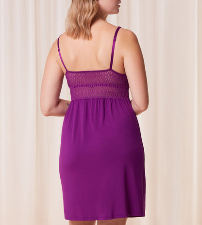 Aura Spotlight Nightdress