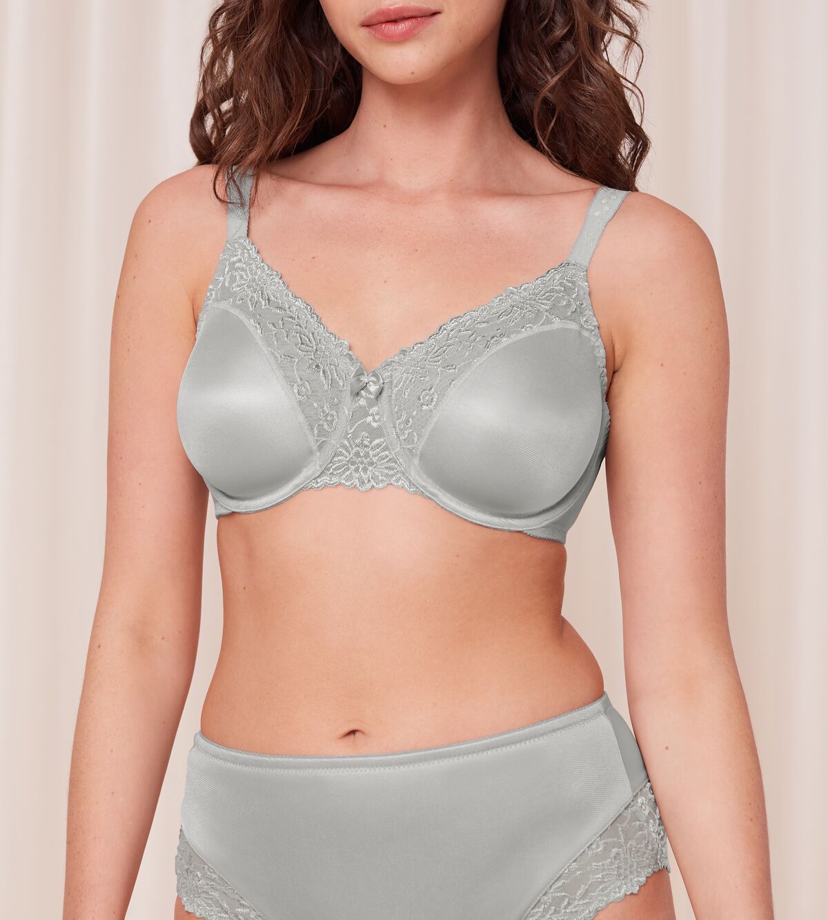 Triumph Ladyform Soft | Minimizer Bra Underwear | Lingerie | Swimwear Triumph Ladyform Soft | Minimizer Bra Underwear | Lingerie | Swimwear