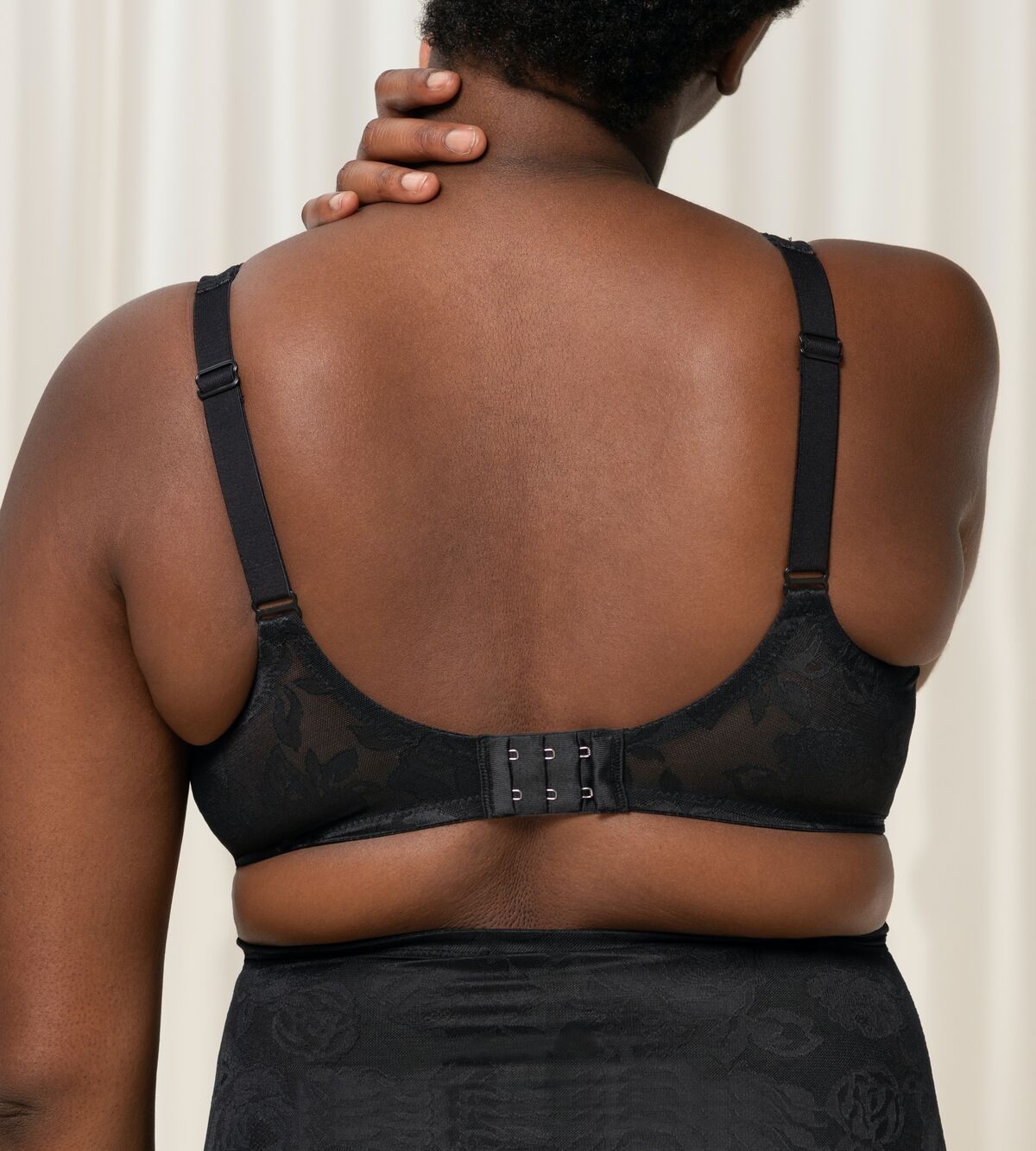 Triumph Wild Rose Sensation | Minimizer Bra Underwear | Lingerie | Swimwear Triumph Wild Rose Sensation | Minimizer Bra Underwear | Lingerie | Swimwear