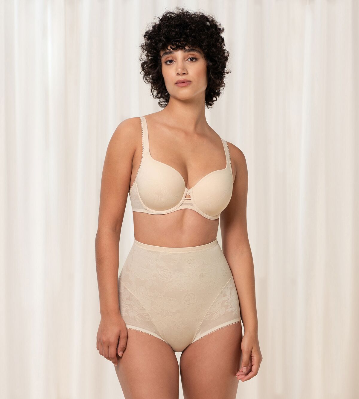 Triumph Wild Rose Sensation | Wired padded bra Underwear | Lingerie | Swimwear Triumph Wild Rose Sensation | Wired padded bra Underwear | Lingerie | Swimwear