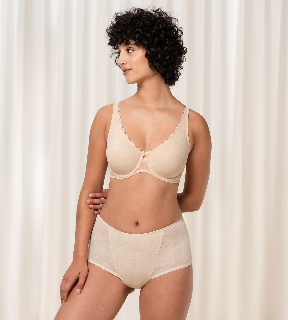 Triumph Wild Rose Sensation | Shaping Maxi Panty Underwear | Lingerie | Swimwear Triumph Wild Rose Sensation | Shaping Maxi Panty Underwear | Lingerie | Swimwear