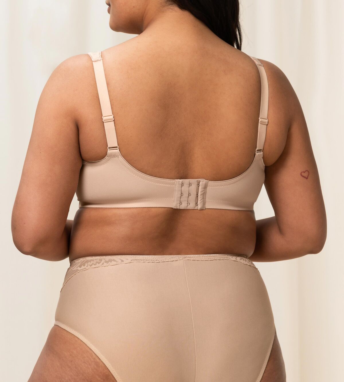 Triumph Modern Lace+Cotton | Non Wired Bra Underwear | Lingerie | Swimwear Triumph Modern Lace+Cotton | Non Wired Bra Underwear | Lingerie | Swimwear