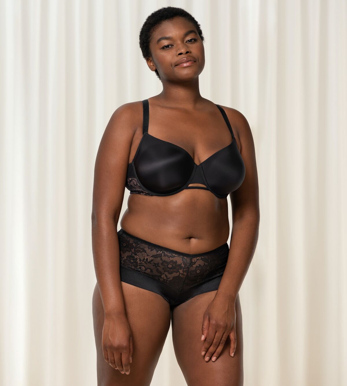 Triumph Vivid Spotlight | Wired Padded Bra Underwear | Lingerie | Swimwear Triumph Vivid Spotlight | Wired Padded Bra Underwear | Lingerie | Swimwear