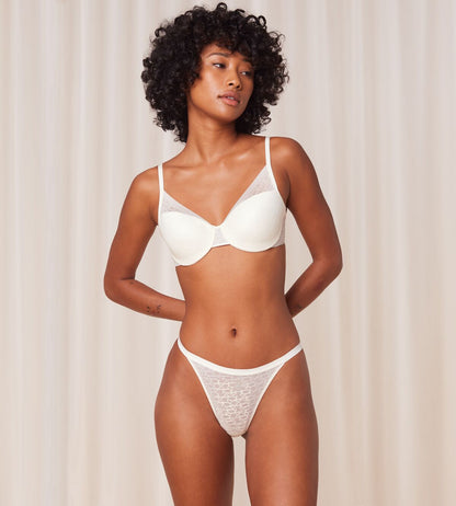 Triumph Signature Sheer