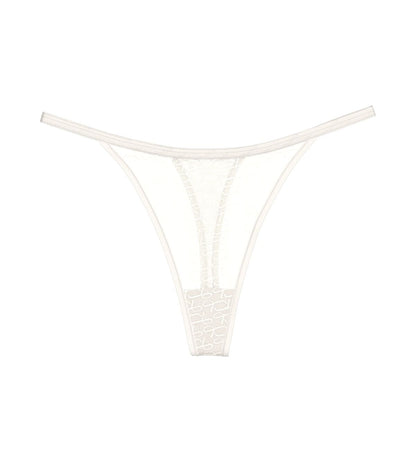 Triumph Signature Sheer