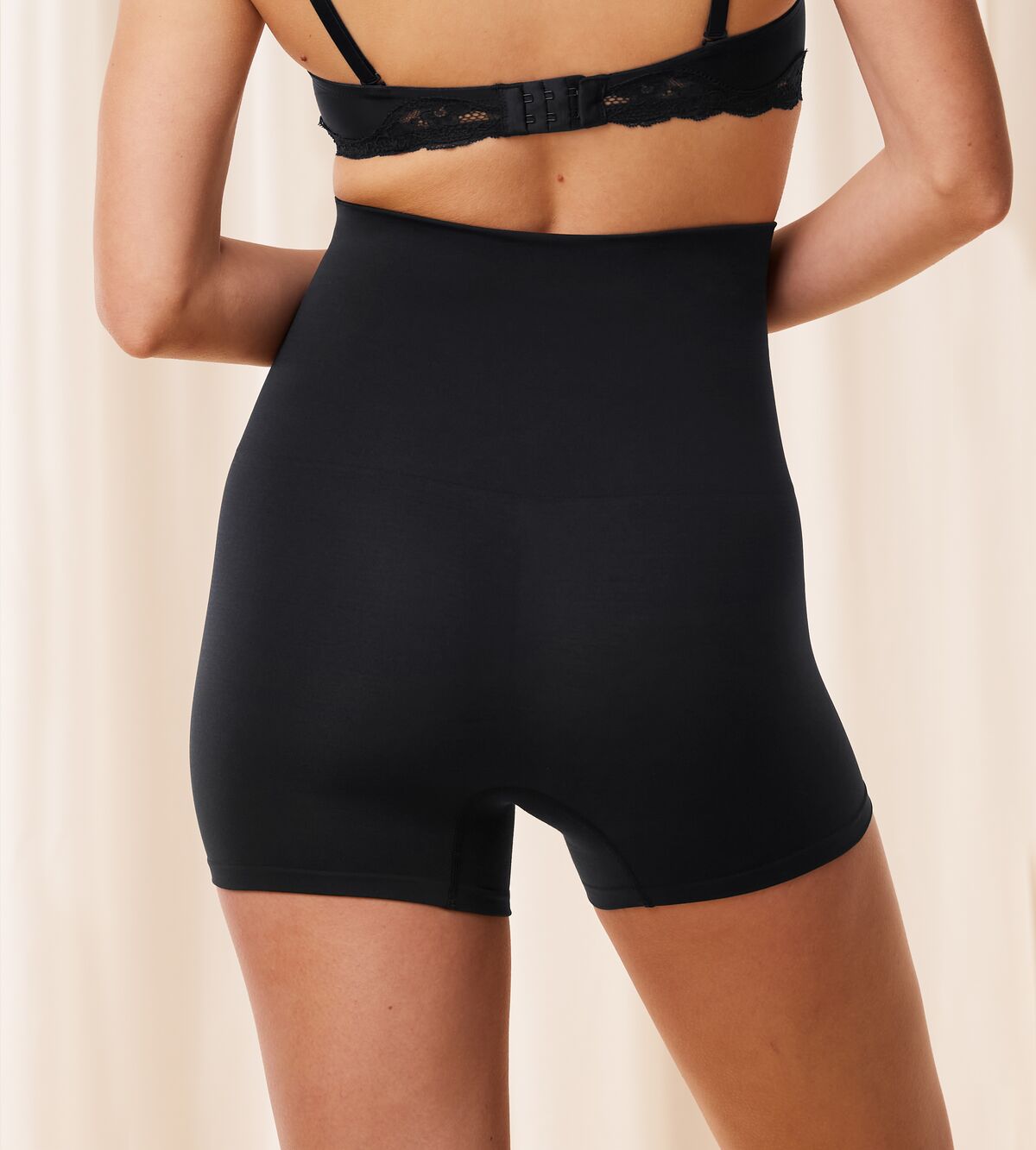 Triumph Triumph Soft Sculpt | Bandeau Shaping Shorts Underwear | Lingerie | Swimwear Triumph Triumph Soft Sculpt | Bandeau Shaping Shorts Underwear | Lingerie | Swimwear